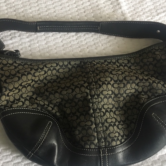 Coach Handbag - Picture 1 of 6